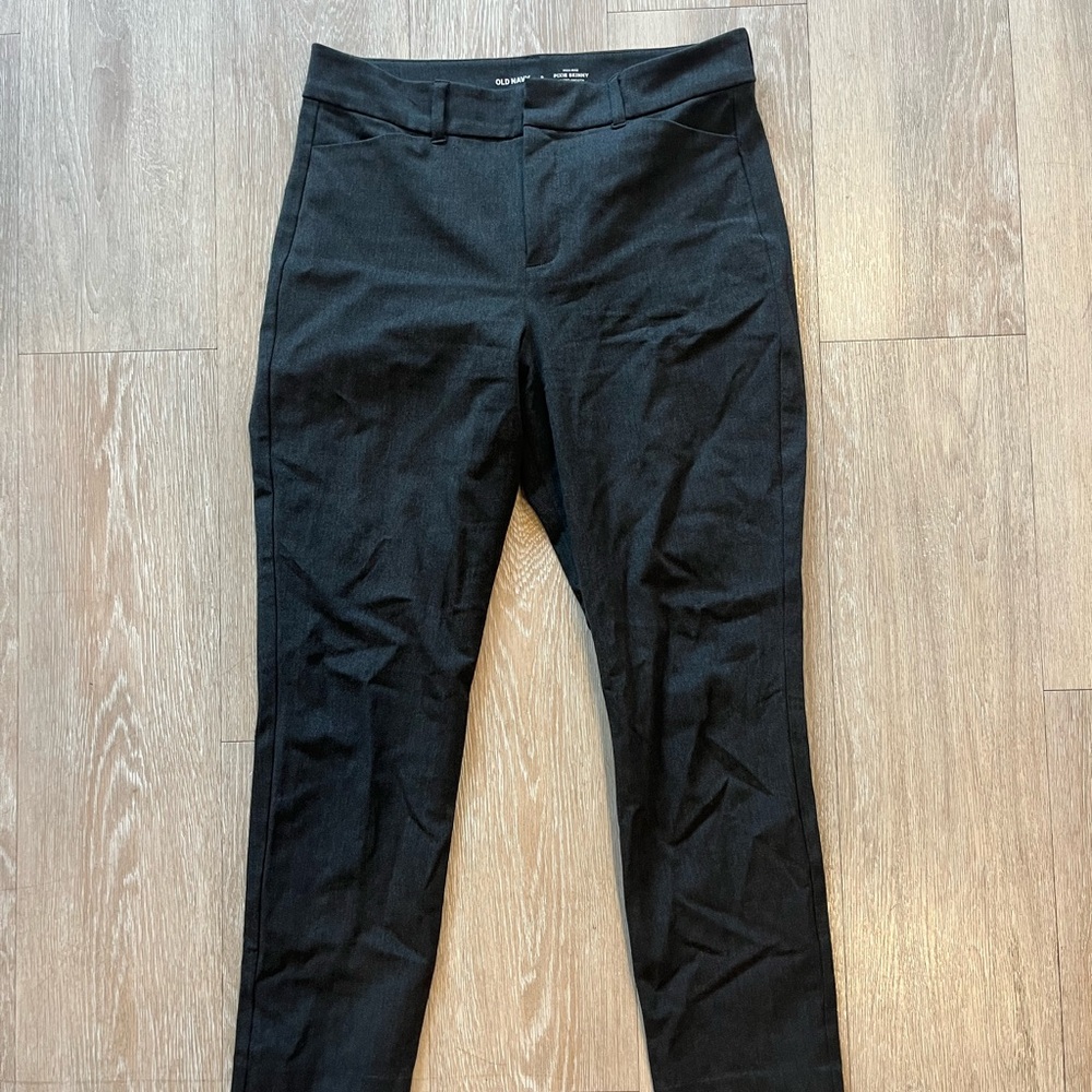 Old Navy Women's Grey Pixie Pant